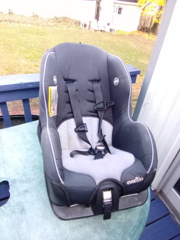EvenFlo Car Seat For Infants