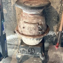 Sun 50 Cast Iron Stove- Antique 