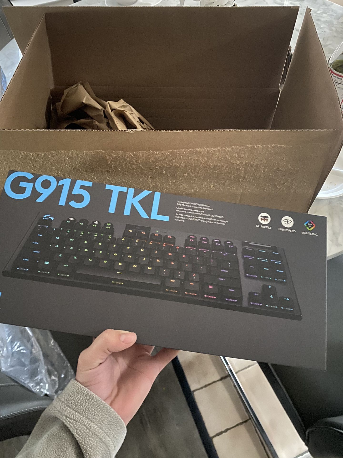 Logitech G915 TKL Gaming Keyboard