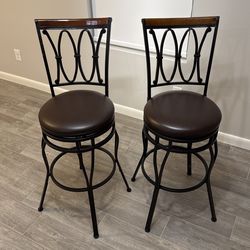 2 Bar Top Swivel Chairs / Stools $60
