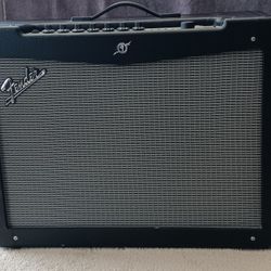 Fender Mustang IV with MS4 Footswitch