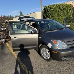 2005 Toyota Scion xA