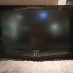 SAMSUNG FLAT SCREEN