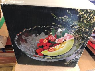 Rose pearls salad bowl 12” beautiful