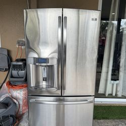 Refrigerator GE 36w X 70h