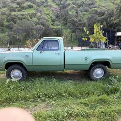 1976 Dodge Power Wagon 4x4