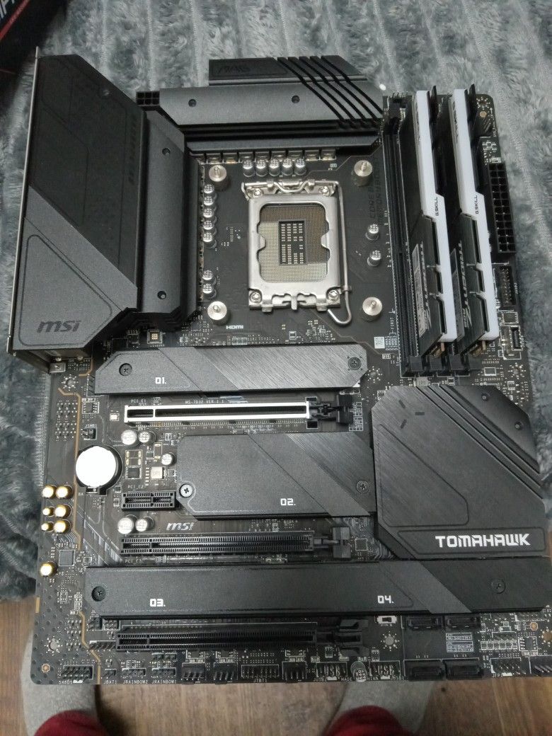 MSI MAG Z790 Tomahawk WiFi DDR4 Computer Gaming Motherboard (Supports 12th/13th Gen Intel Processors, LGA 1700, DDR4, PCIe 5.0, M.2, LAN, USB 3.2, Wi-