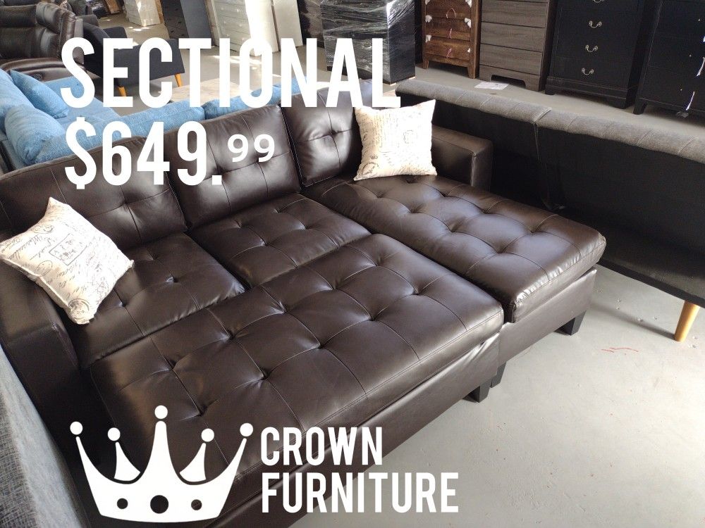 Small Espresso Sectional W/ Ottoman