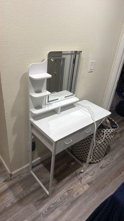 Small vanity