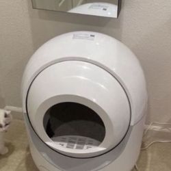 Pet home litter box