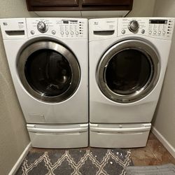 Great Working LG Front Load Washer And Gas  Dryer. 