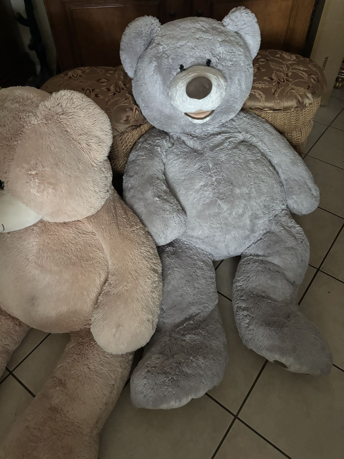 Giant Teddy Bears