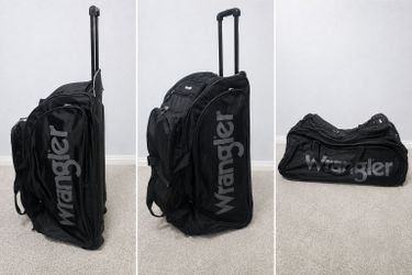 Wrangler Wesley 30-inch Multi-Pocket Upright Rolling Duffel
