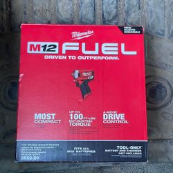 Milwaukee M12 Fuel 1/4 Impact Wrench 