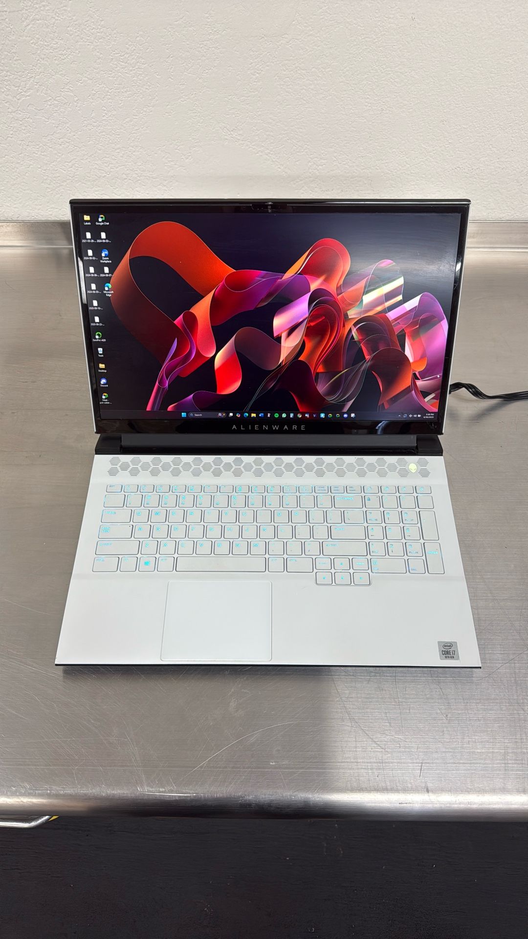 Alienware Gaming PC β High-Performance Rig β Sleek White Case β Ready to Go