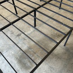 Queen Platform Bed New