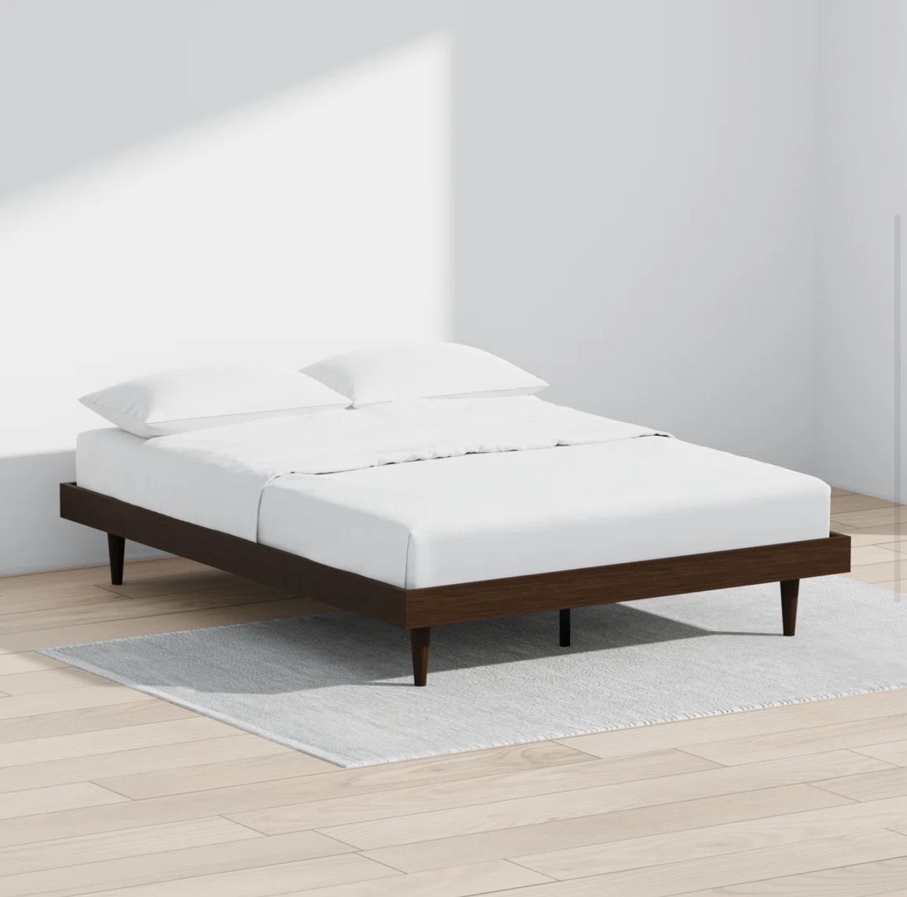 Modern Solid Wood Platform Bedframe (Queen)