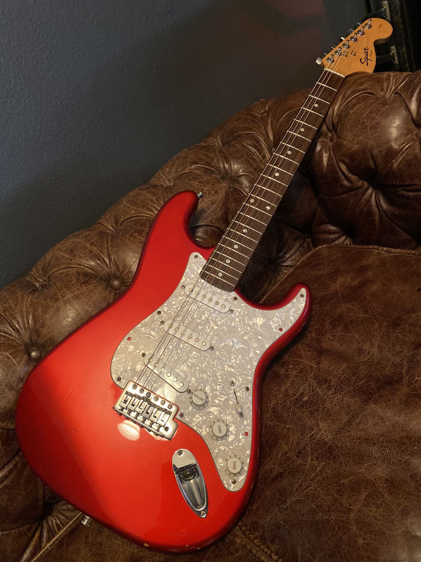 Squier Strat by Fender, Affinity Series Electric Guitar
