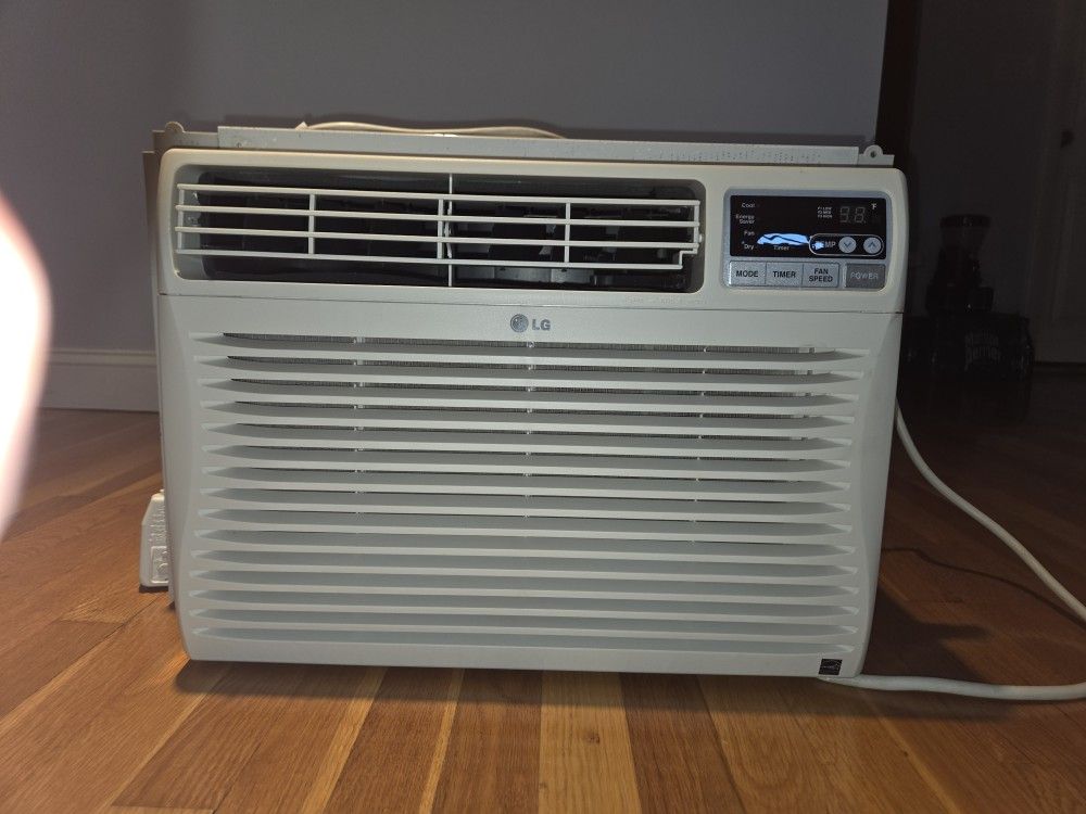 LG Air Conditioner 10000 Btu