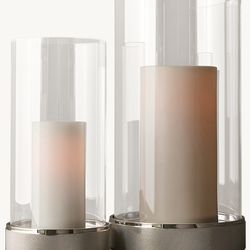 Restoration Hardware Utilitaire Hurricane