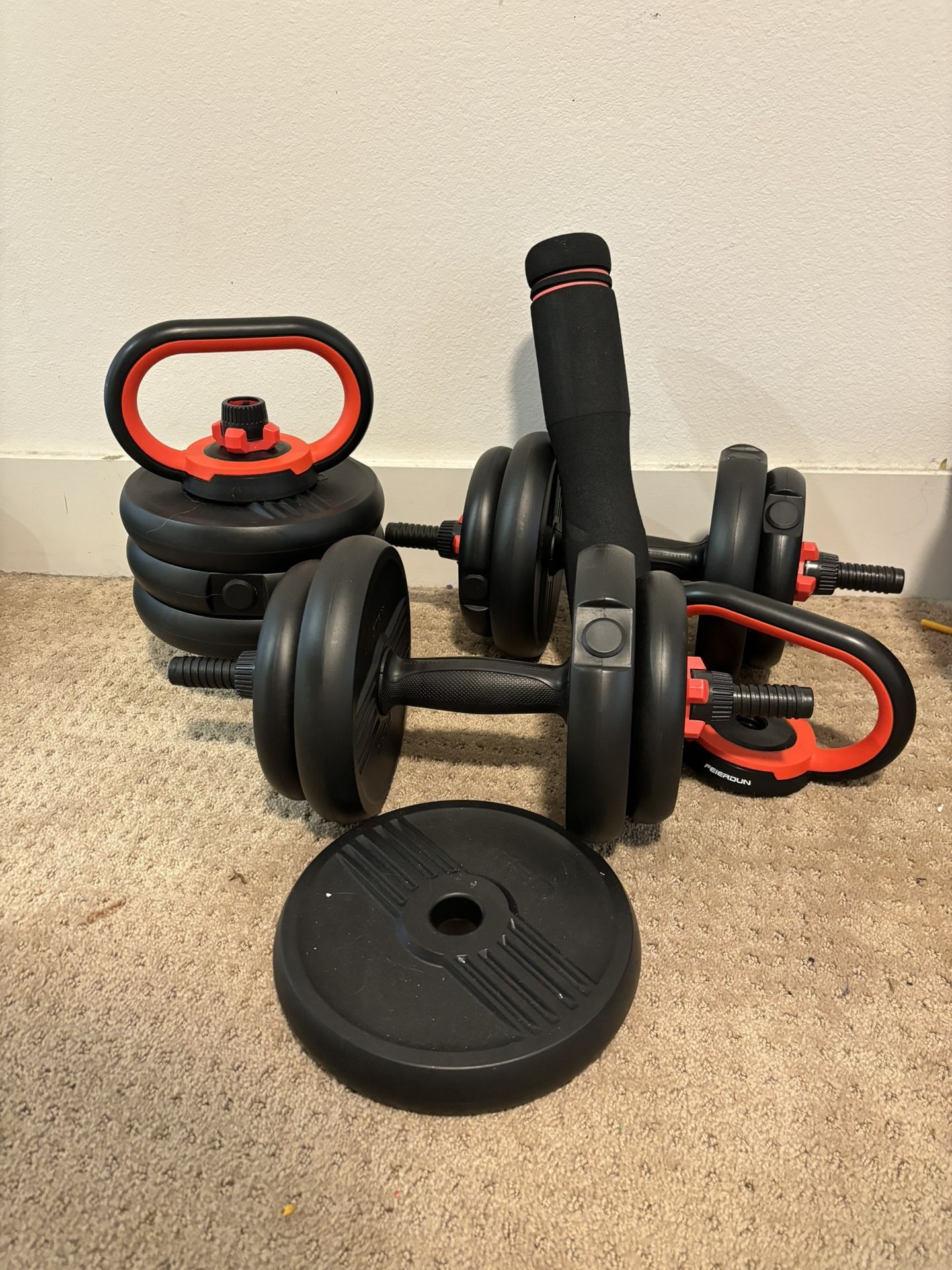 Adjustable Dumbbell Set - BRAND NEW