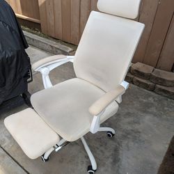 Office Chair, Footrest And Recline