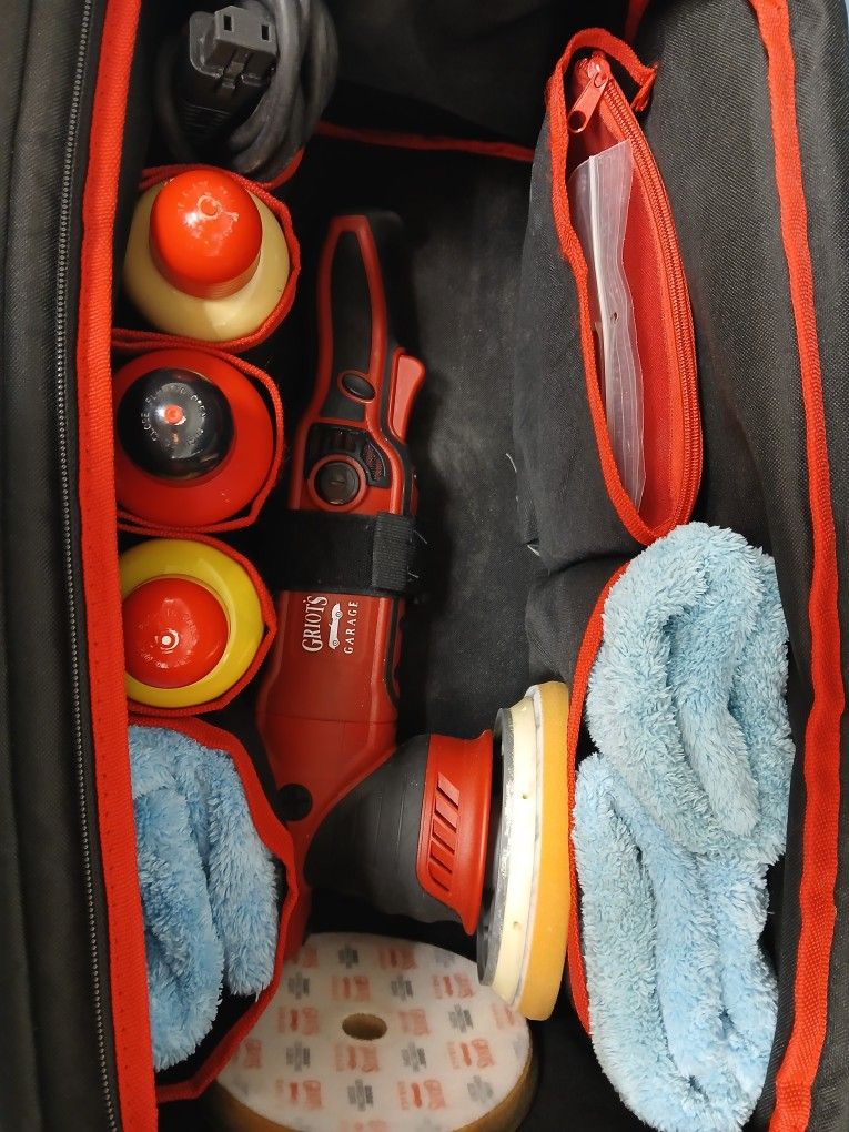 GRIOTS GARAGE POLISHER