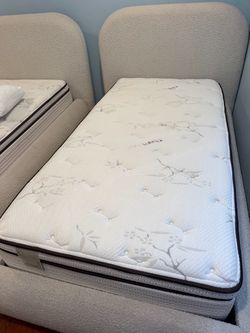 Twin bed