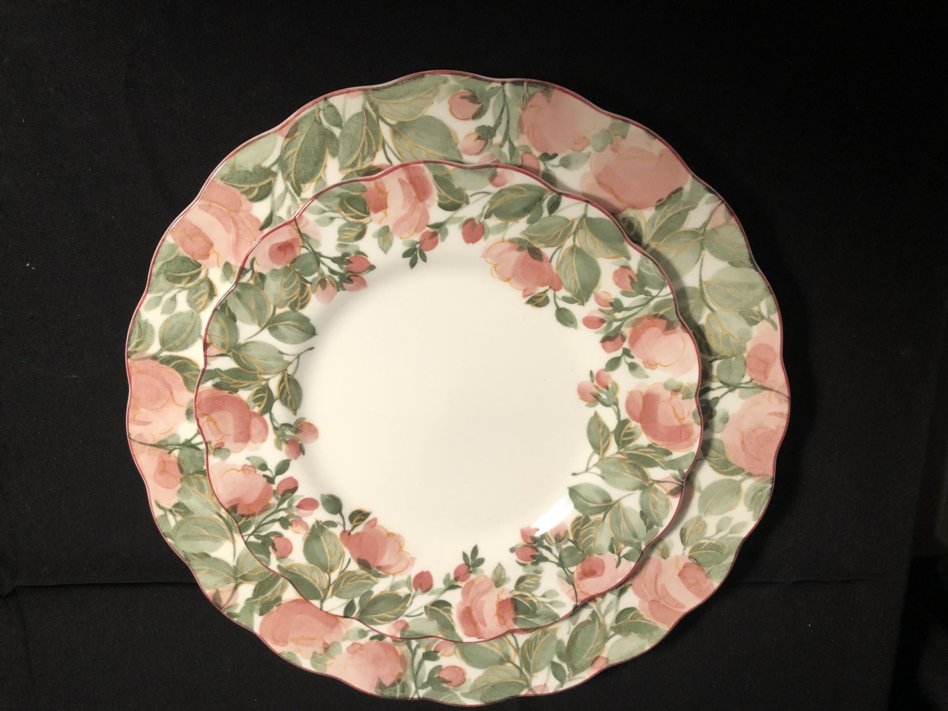 Floral Plates Nikki Fine