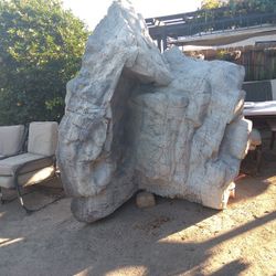 Simulated Rock Fountain