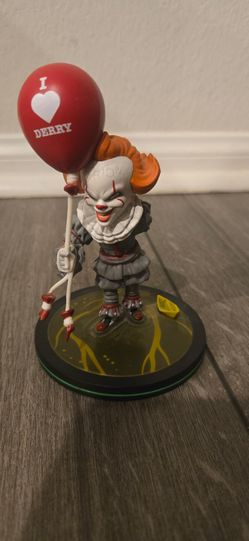 Pennywise IT Q-Fig Figure with Base