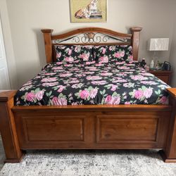 King Size Solid Wood Bedroom Set $250 Mattress Not Included 