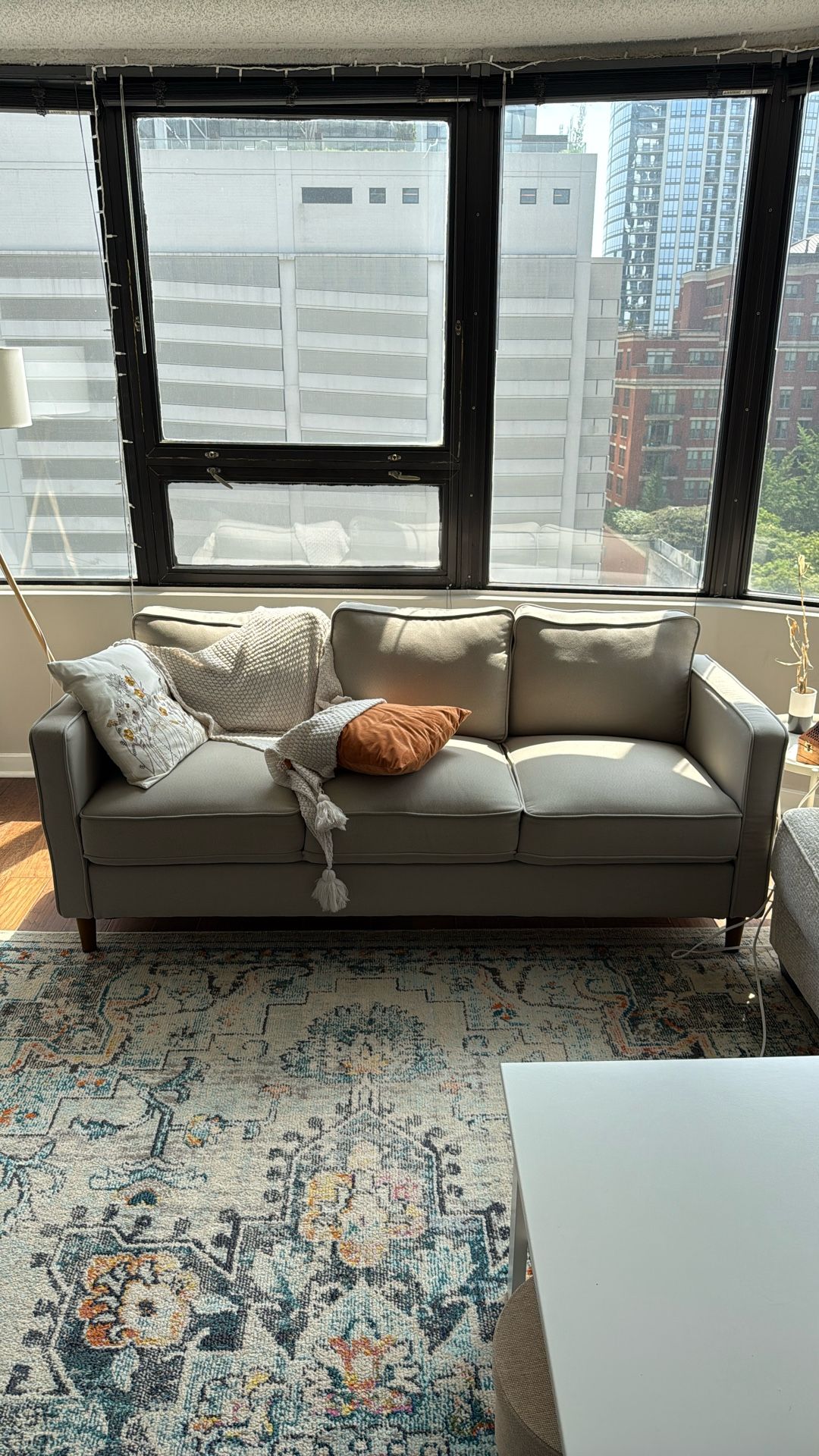 Beige/gray Sofa
