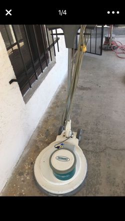 Floor buffer
