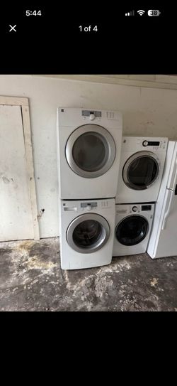 Kenmore stackable stacked or side by side Washer and Electric Dryer set, combo, pair. Clean, tested and ready to go. You may test at my location. Wqsh