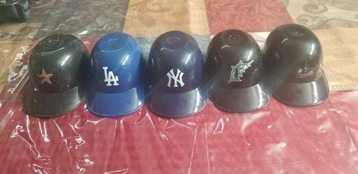 MLB mini helmets