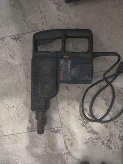 Bosch 11220EVS Electric Demolition Hammer