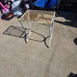 Metal Plant Stand