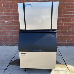 Ice-O-Matic CIM0430HA/B40PS 435 lb Elevation Series™ Half Cube Ice Machine w/ Bin - 344 lb Storage, Air Cooled