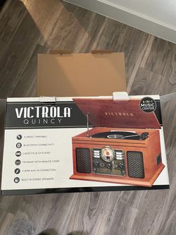 Victoria Record Player