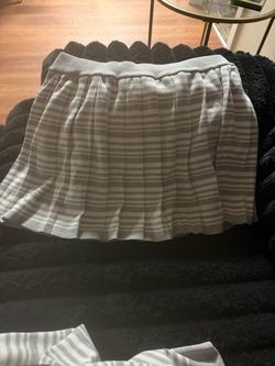 Long sleeves and skirt set