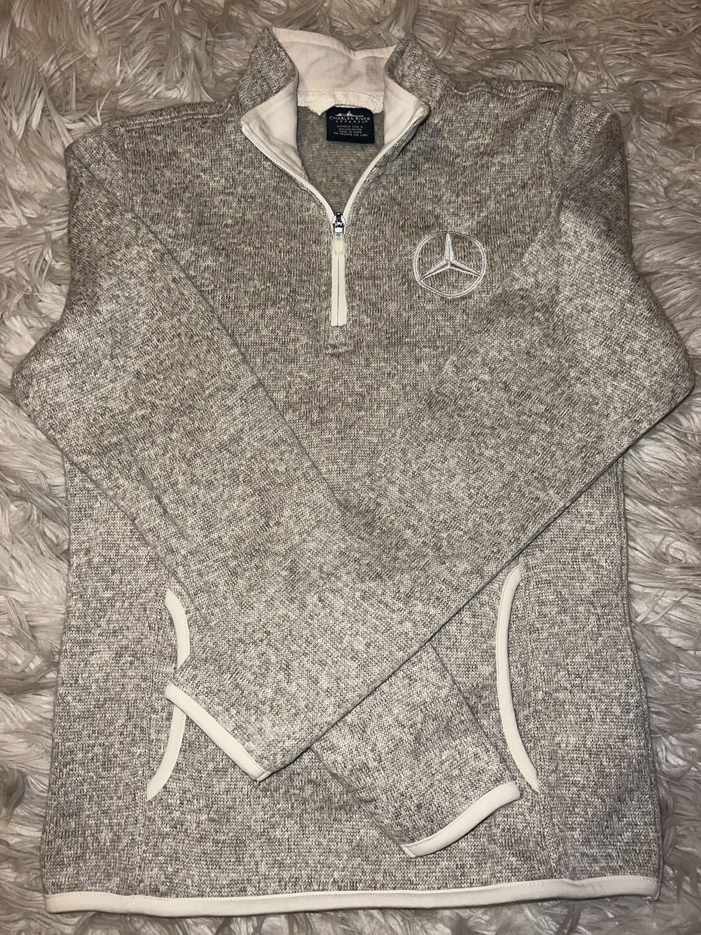 Mercedes Benz 1/4 zip grey/cream Womens small