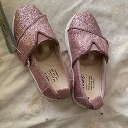 Tom’s Shoes  Pink Size 7 