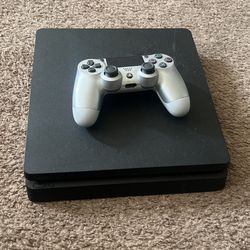 PS4
