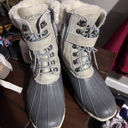 Women’s Sperry Snowboot 