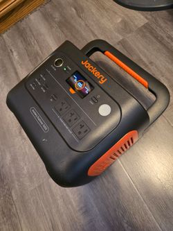 JACKERY EXPLORER 1000