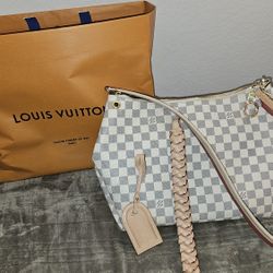 Louis Vuitton Purse 100% Authentic 