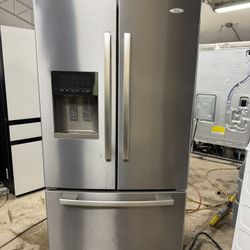 WHIRLPOOL REFRIGERATOR 