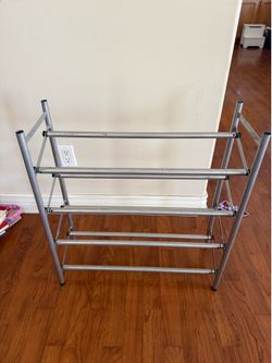 Extendable shoes shelf
