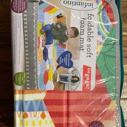 Foldable Soft Foam Mat.